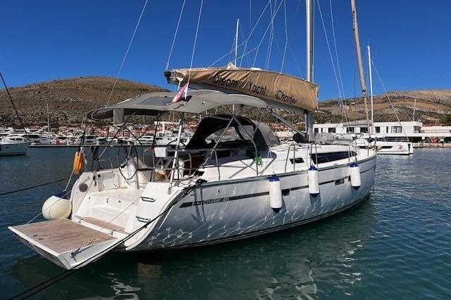 2017 Bavaria 46