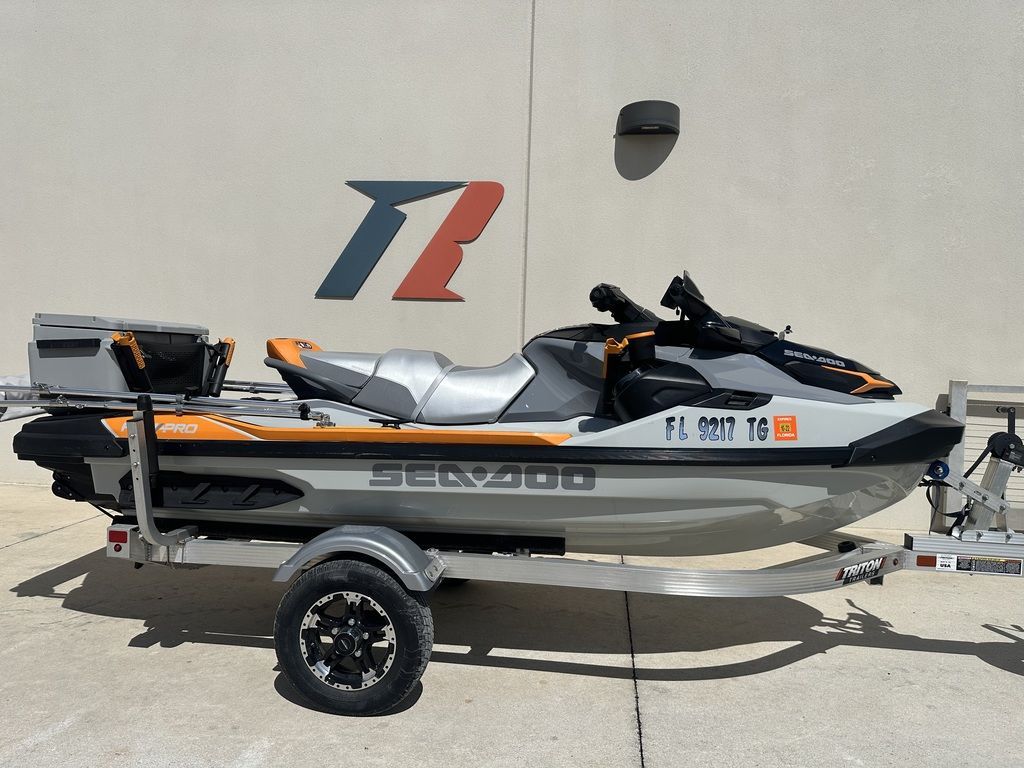 2022 Sea-Doo Fish Pro™ Trophy 170 iBR, iDF with Audio