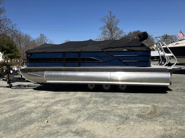 2025 Bentley Pontoons 223 Cruise
