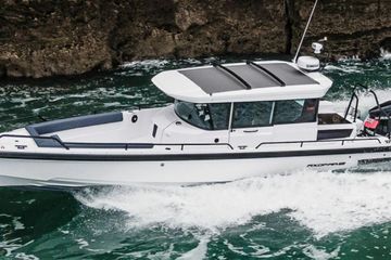 2023 Axopar 28 CABIN
