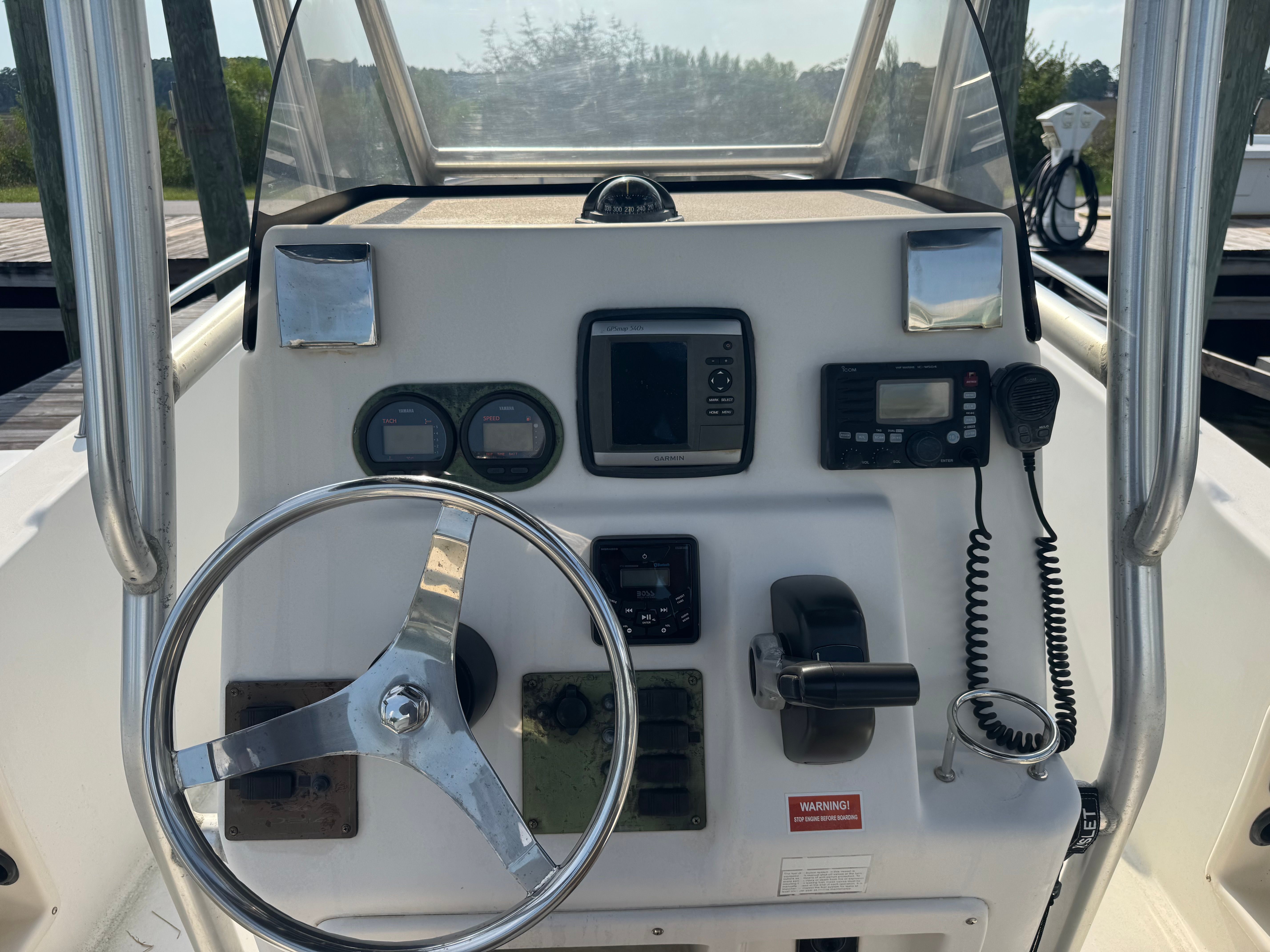 2009 Cobia 206 Coastal Deck