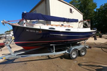 2016 Com-Pac Horizon Cat