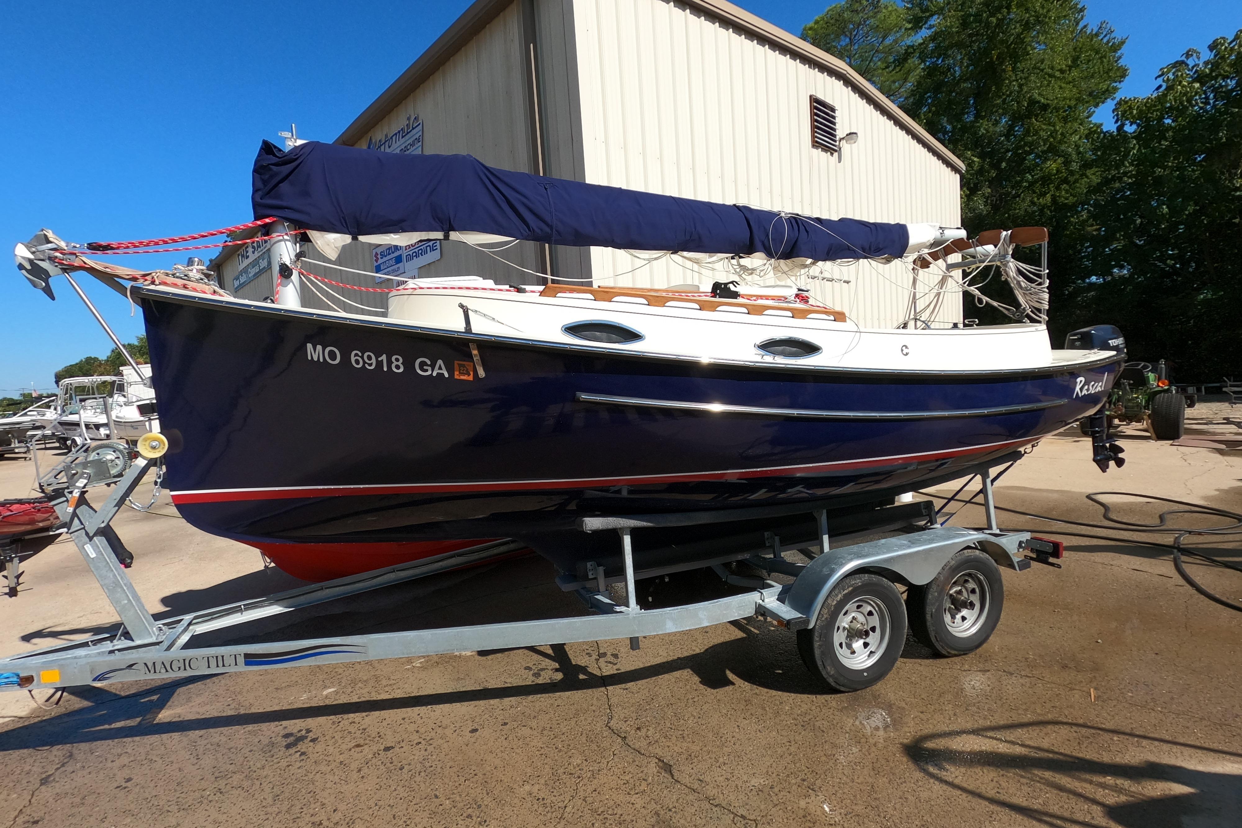 2016 Com-Pac Horizon Cat