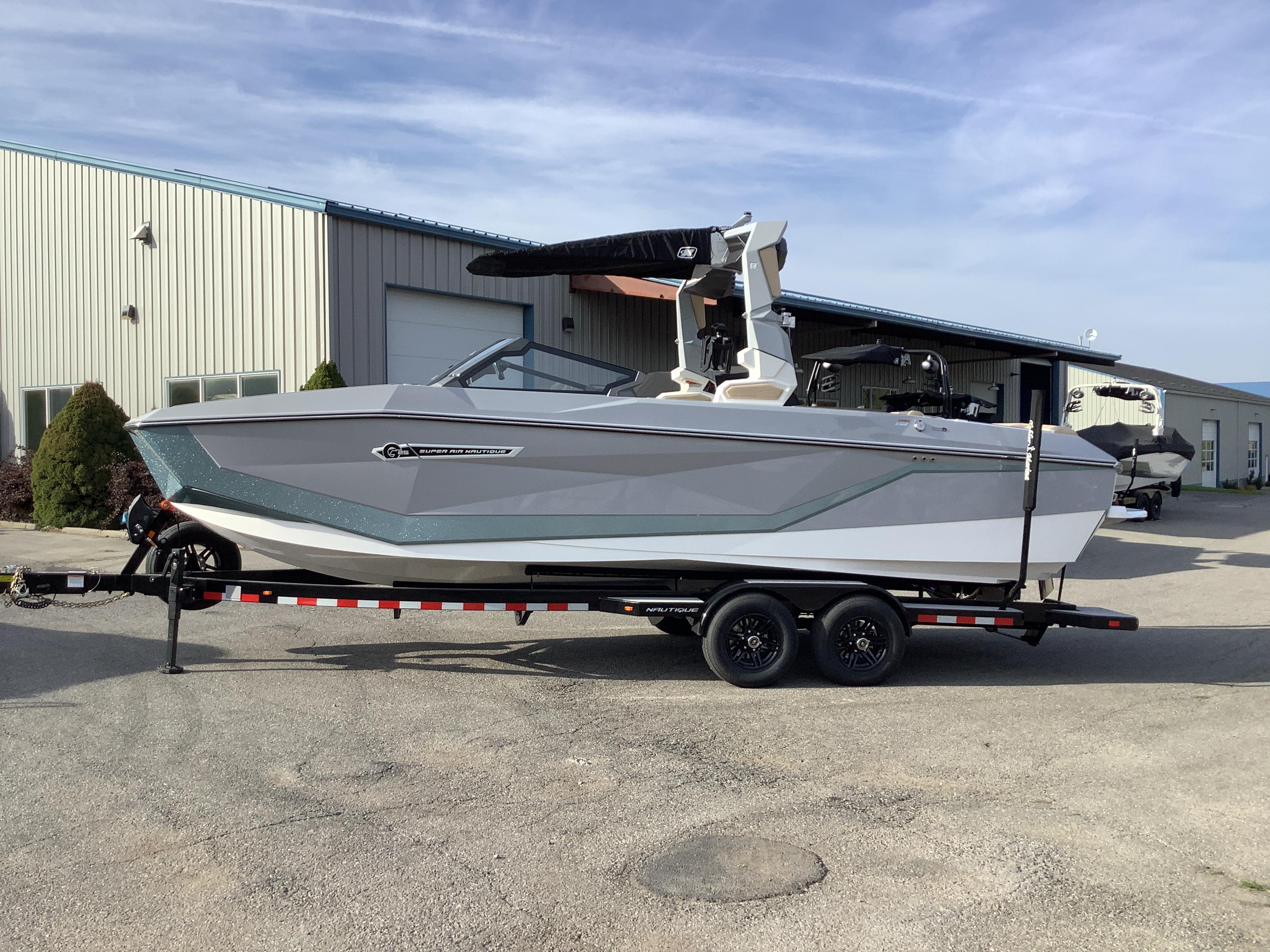Nautique G25