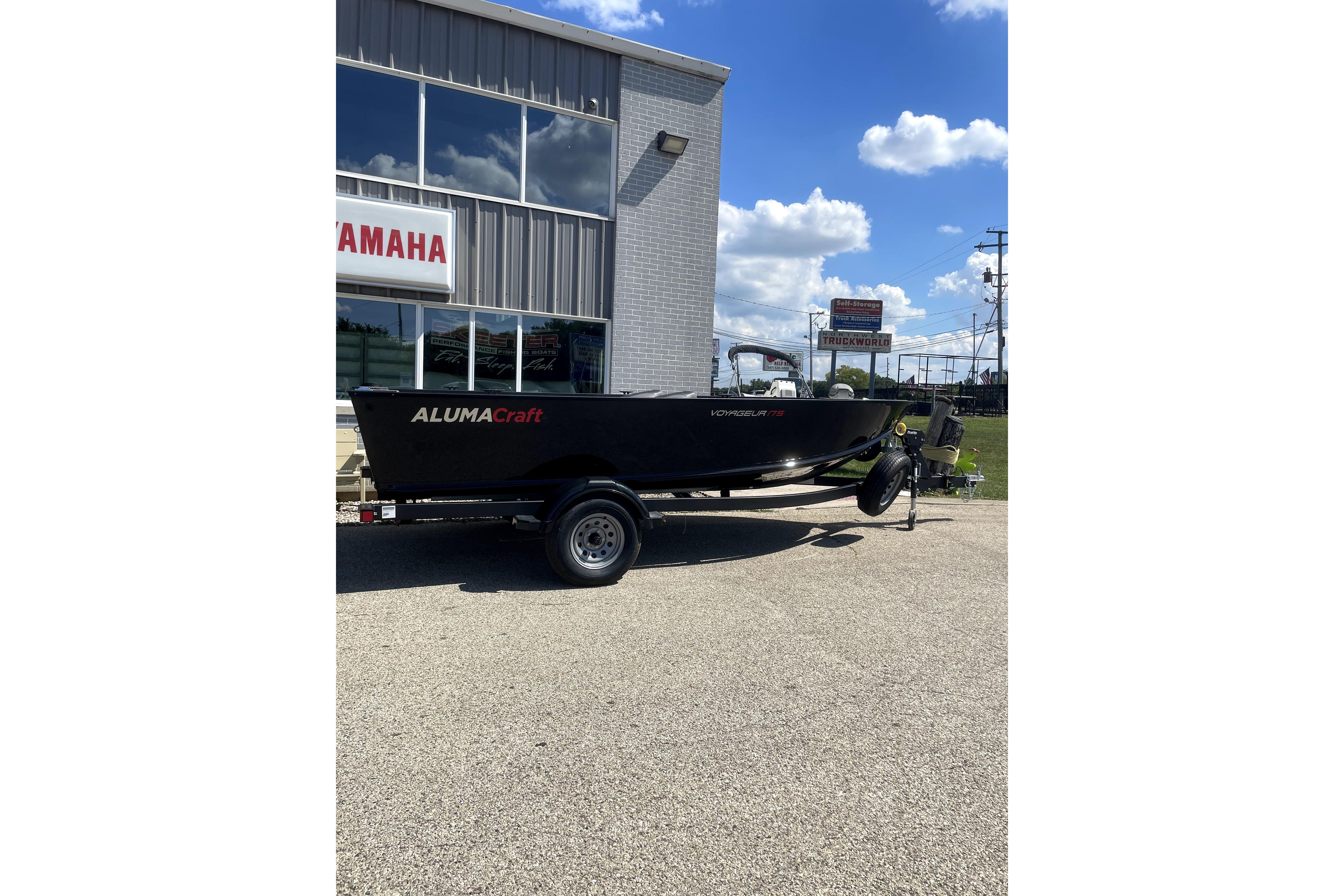 2026 Alumacraft Voyageur 175 Tiller
