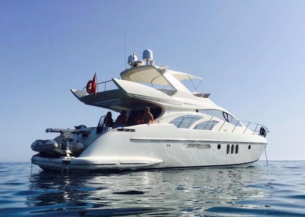 2003 Azimut 55