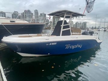 2022 Trophy T22CC