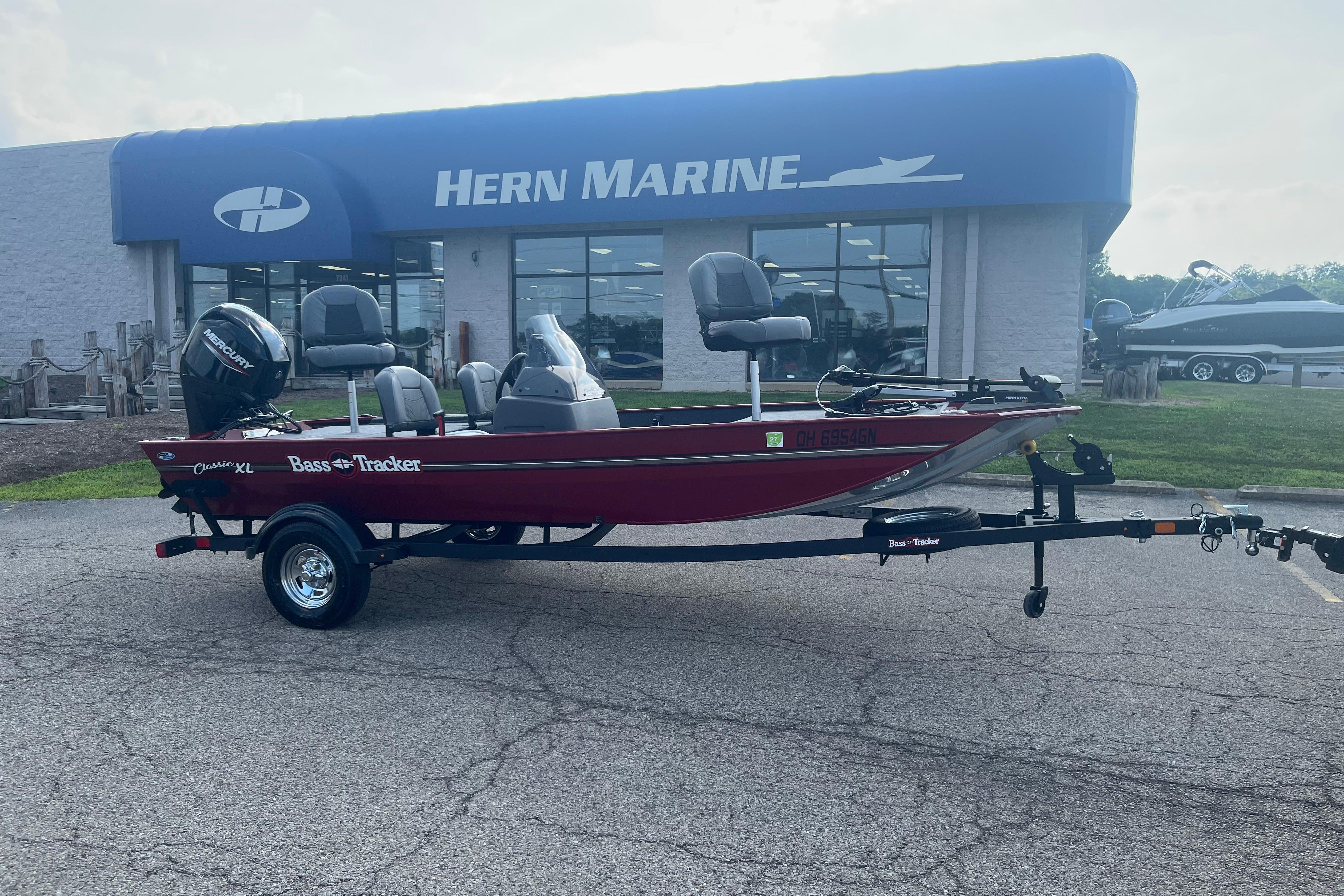 2024 Tracker Bass Tracker Classic XL