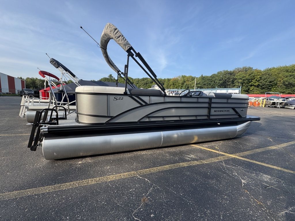 2026 Bennington 22SSRSE