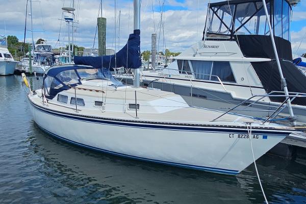 1987 Newport 30