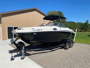 Stingray 21 Stingray 2017 Stingray 215LR