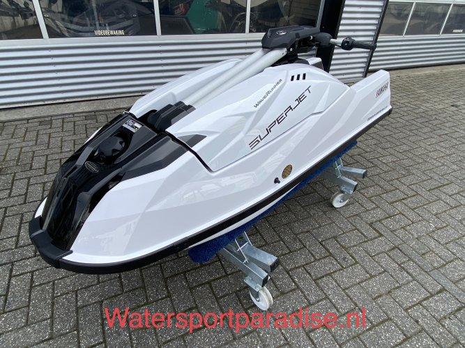 Yamaha Boats SUPERJET