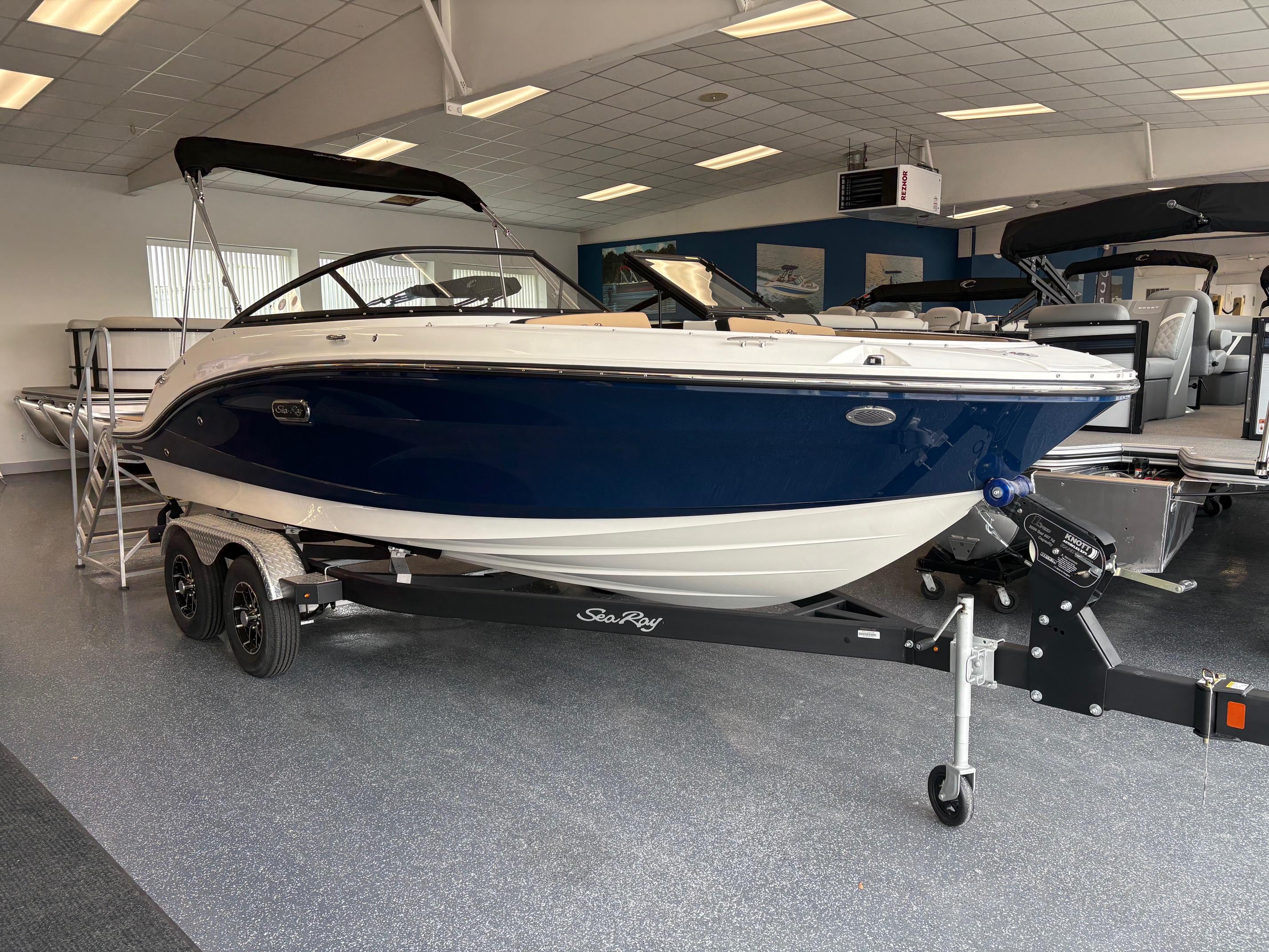2025 Sea Ray SPX 190