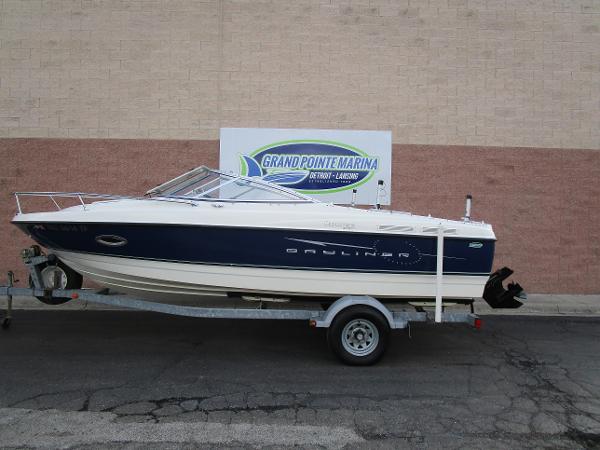 2008 Bayliner Discovery 210