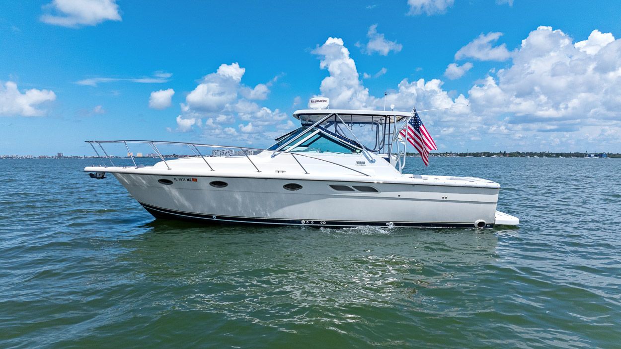 2003 Tiara Yachts 3100 Open