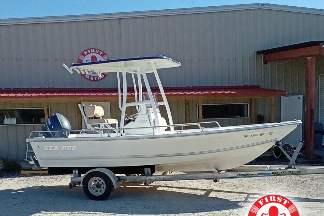 2003 Sea Pro SV1900CC Bay Boat
