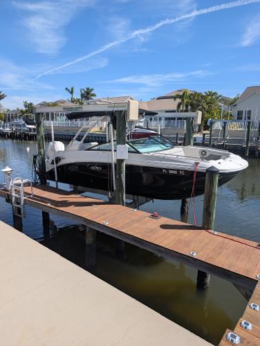 2022 Sea Ray SDX 250 Outboard