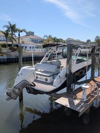 2022 Sea Ray SDX 250 Outboard