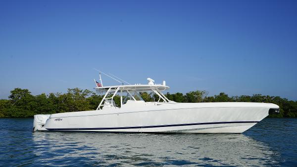 2016 Intrepid 475 Panacea