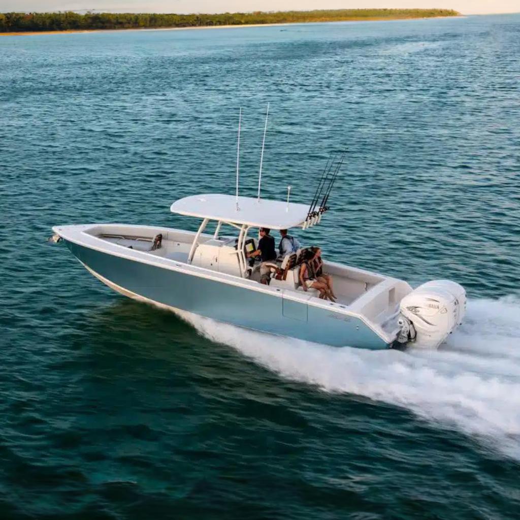 Jupiter 34 2025 Jupiter 34 boat cruising on open water, featuring sleek design and powerful engines.