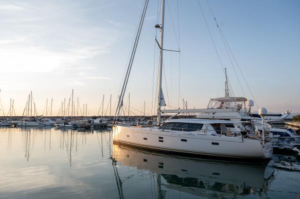 Moody Decksaloon 54