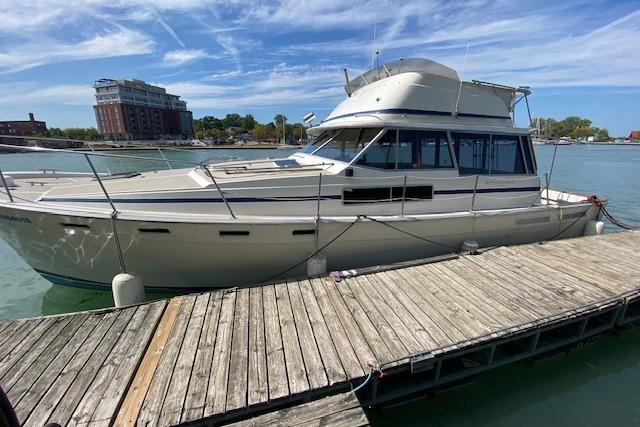 1985 Bayliner 3870 Motoryacht