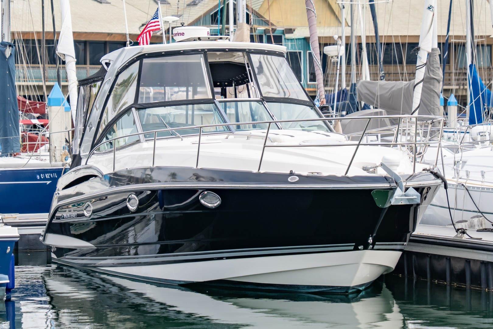 2013 Monterey 340 Sport Yacht