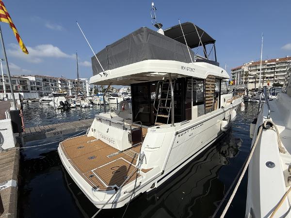 2023 Beneteau Swift Trawler 41 Fly