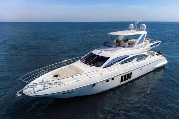 2014 Azimut 64