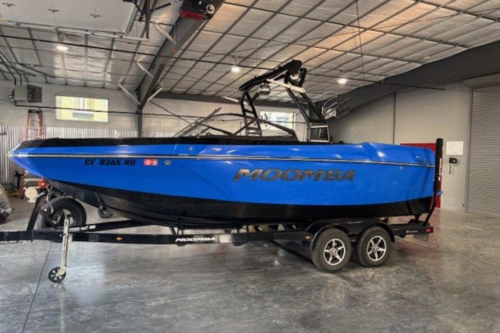 2018 Moomba Max™