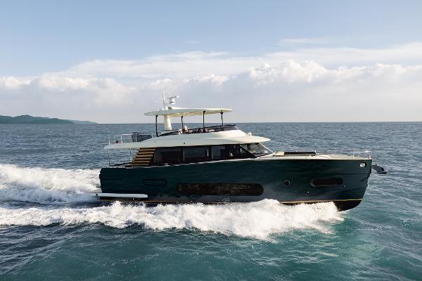 2025 Azimut Magellano 66