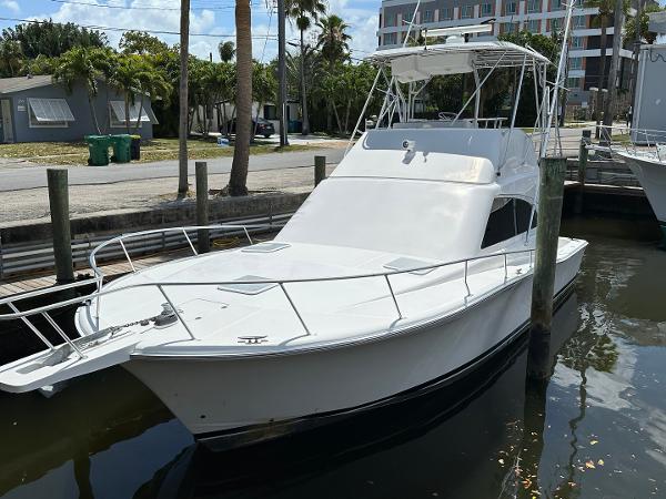 2003 Luhrs 40 Convertible