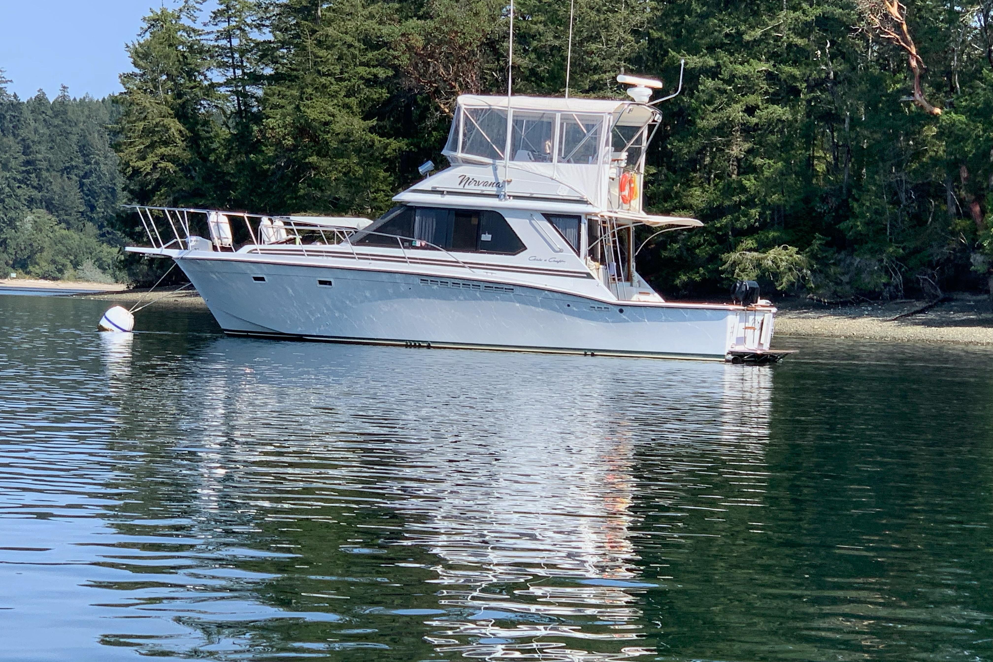 1988 Chris-Craft 392 sport fish