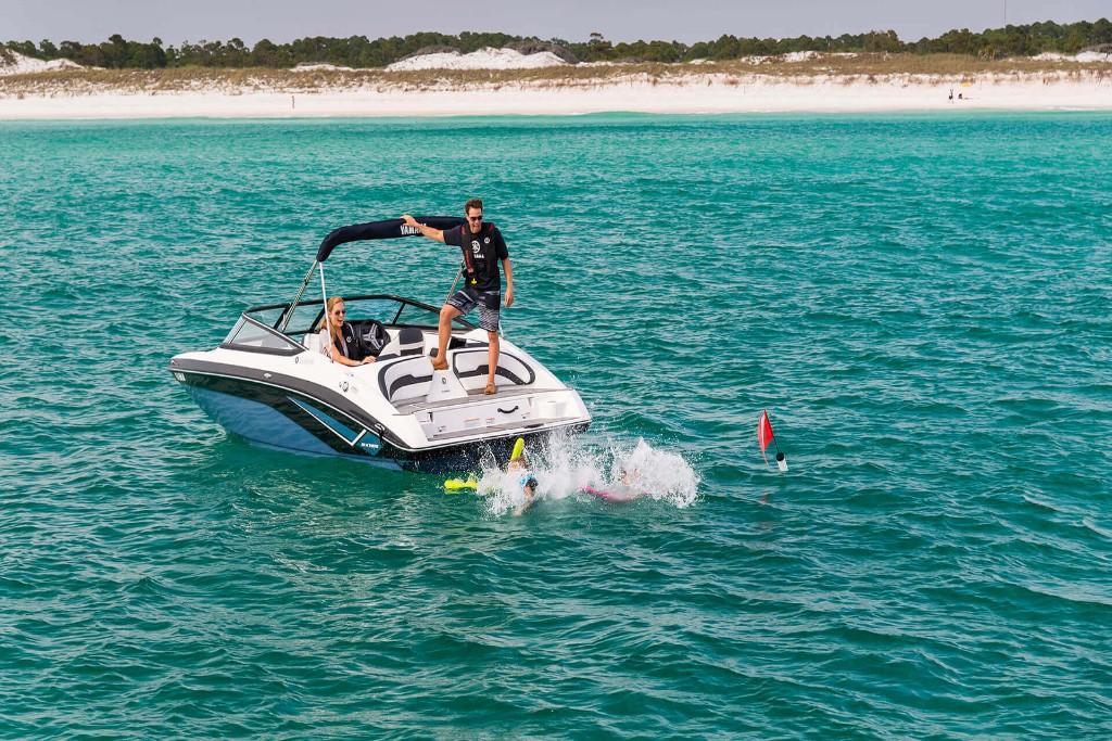 2025 Yamaha Boats SX195