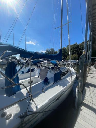 1997 Catalina 320