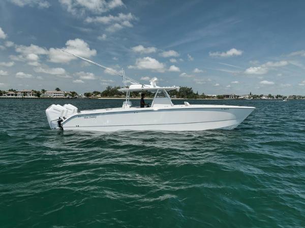 2018 Invincible 40 Catamaran