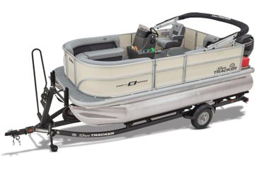 2026 Sun Tracker Party Barge 16 DLX