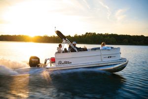 Sun Tracker Party Barge 16 DLX