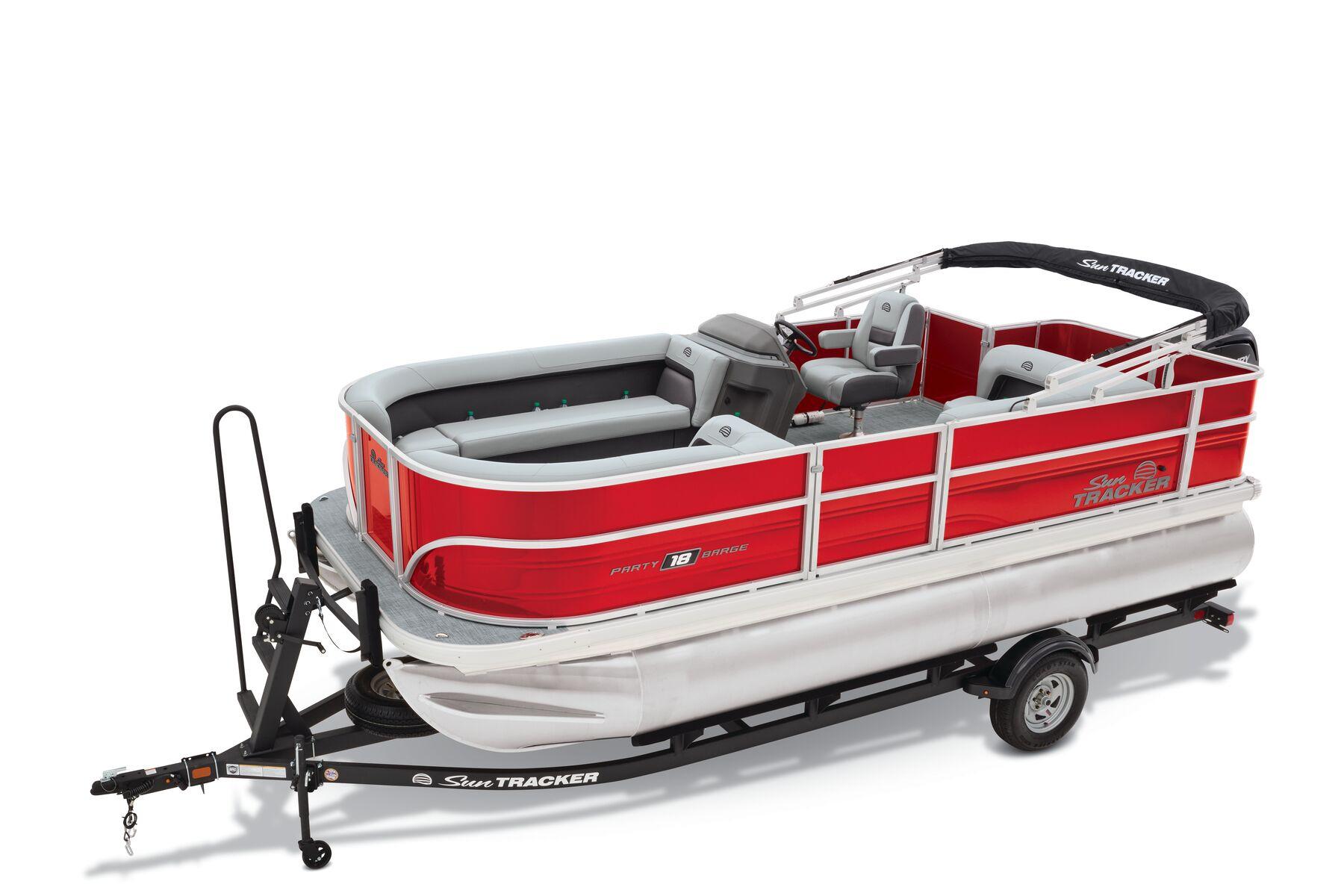 2026 Sun Tracker Party Barge 18 DLX