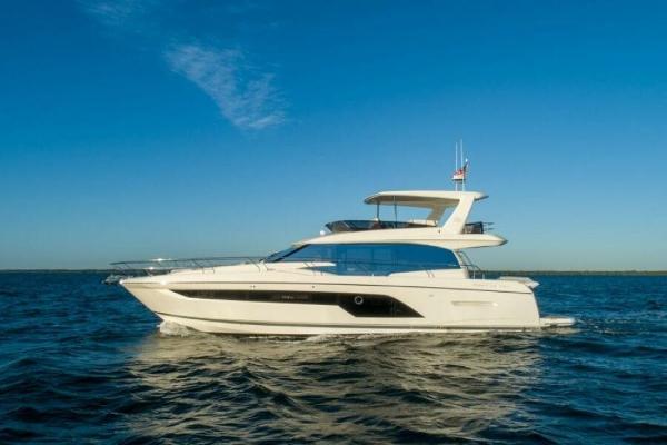 2025 Prestige 590 flybridge