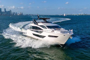 2024 Sunseeker 88 Yacht