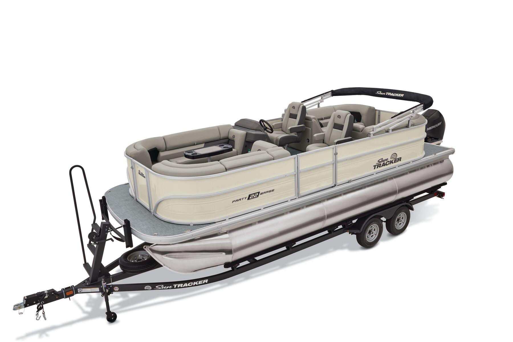 2026 Sun Tracker Party Barge 22 XP3