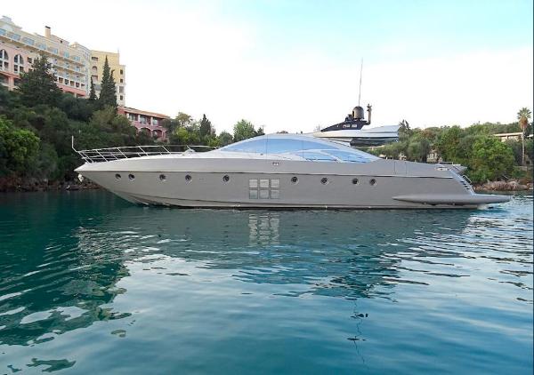 2004 Azimut 86S