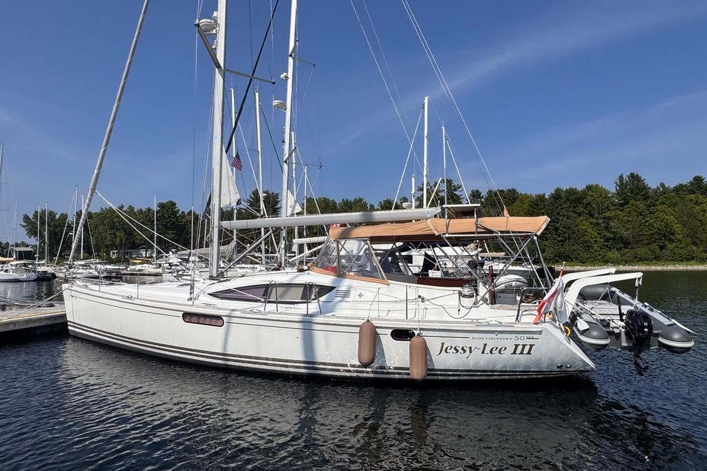 2011 Jeanneau 50 DS