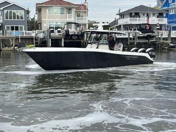 2015 Hydra-Sports 3400 Center Console