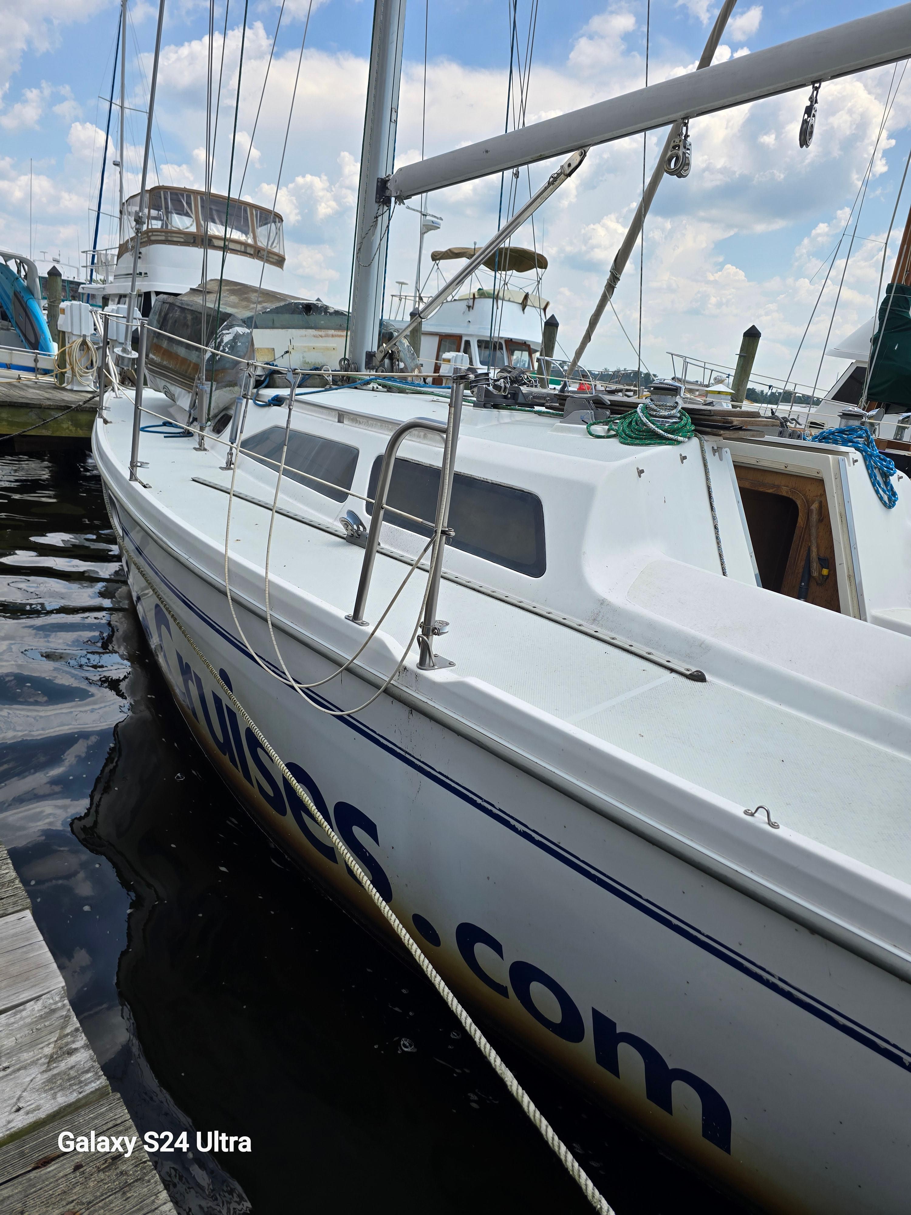 2001 Catalina 320