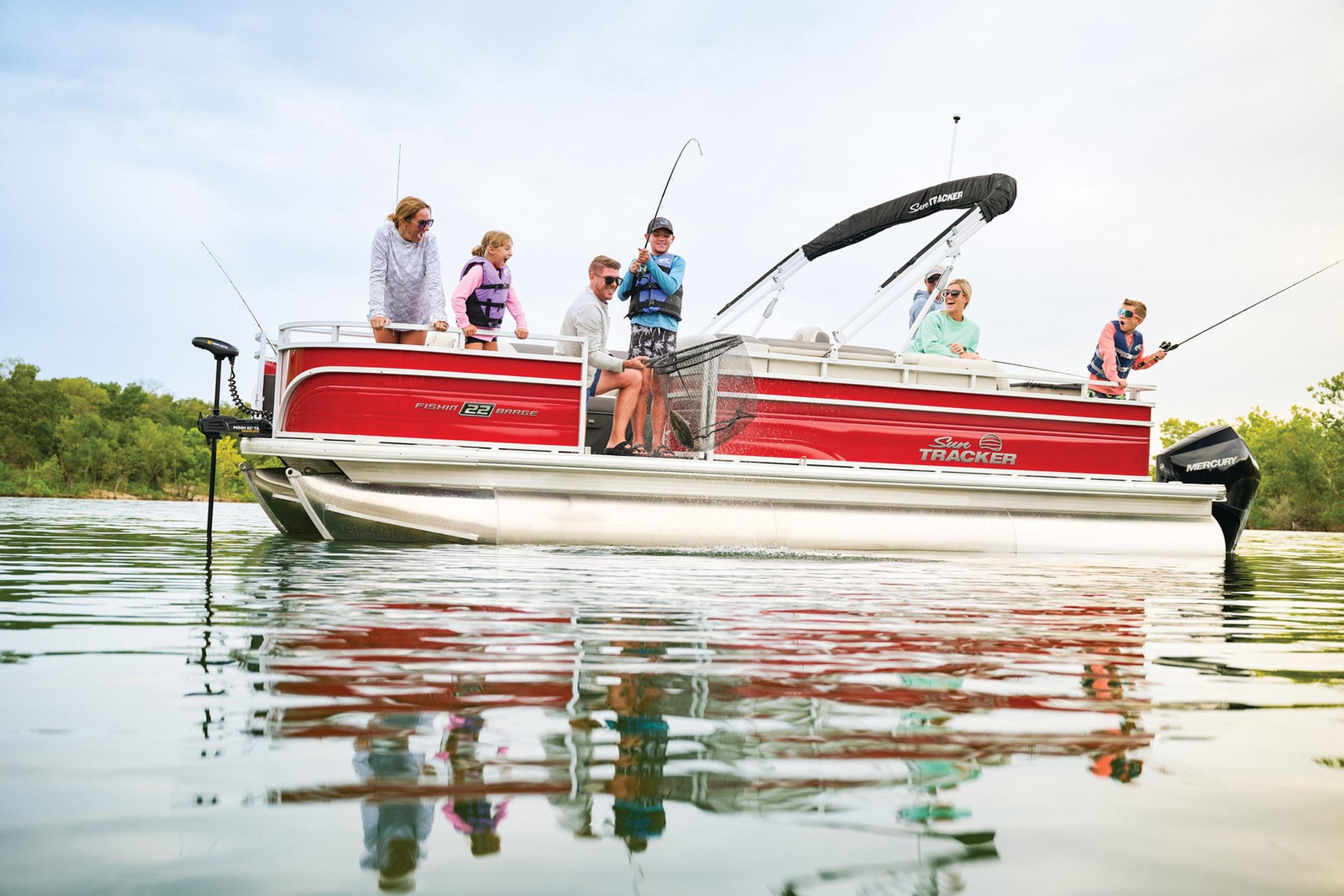 2026 Sun Tracker Fishin' Barge 22 XP3