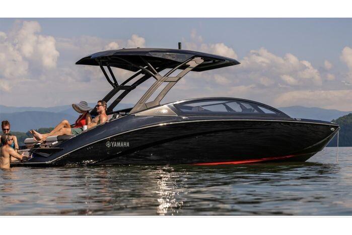 Yamaha Boats 275SD