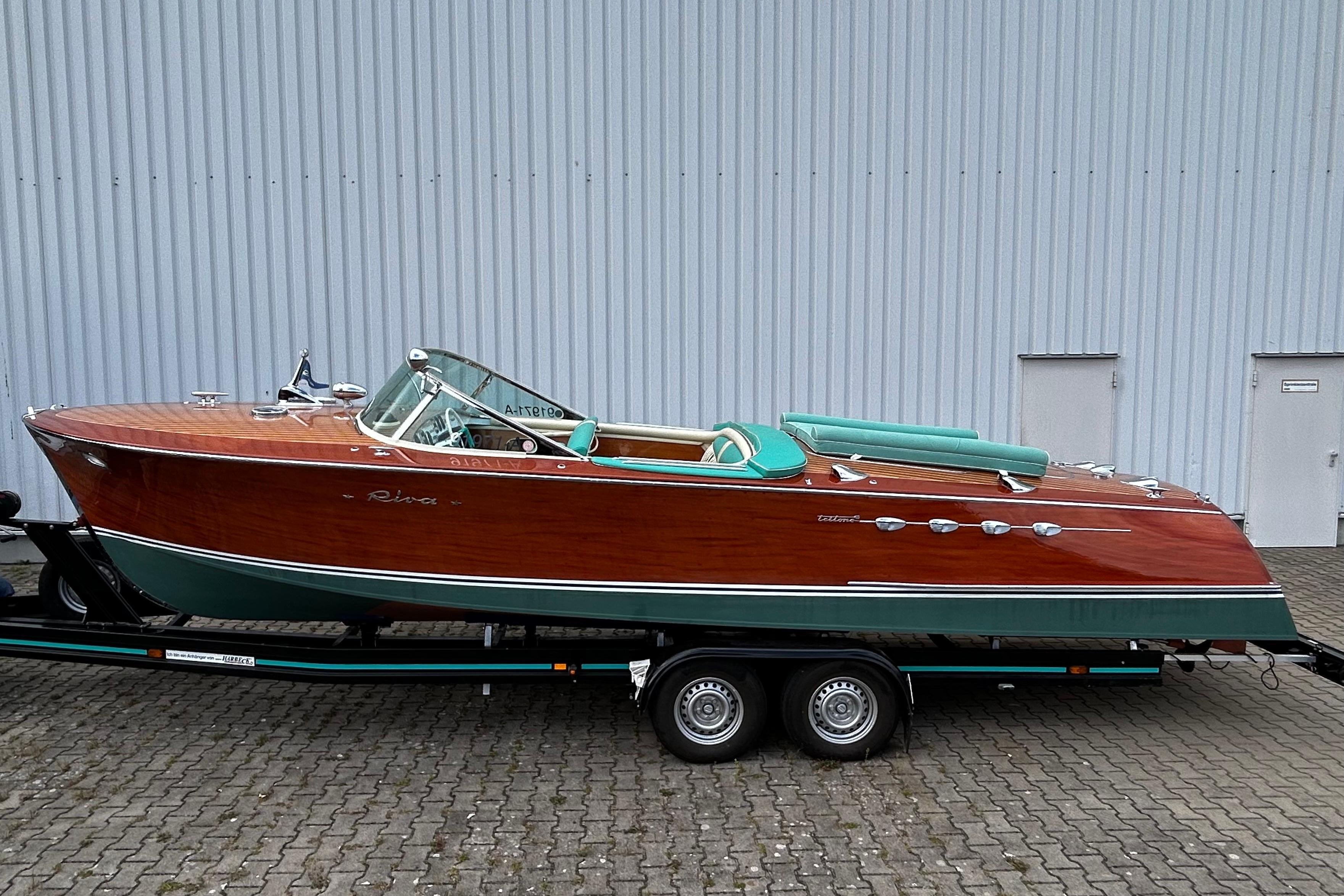 1964 Riva Tritone
