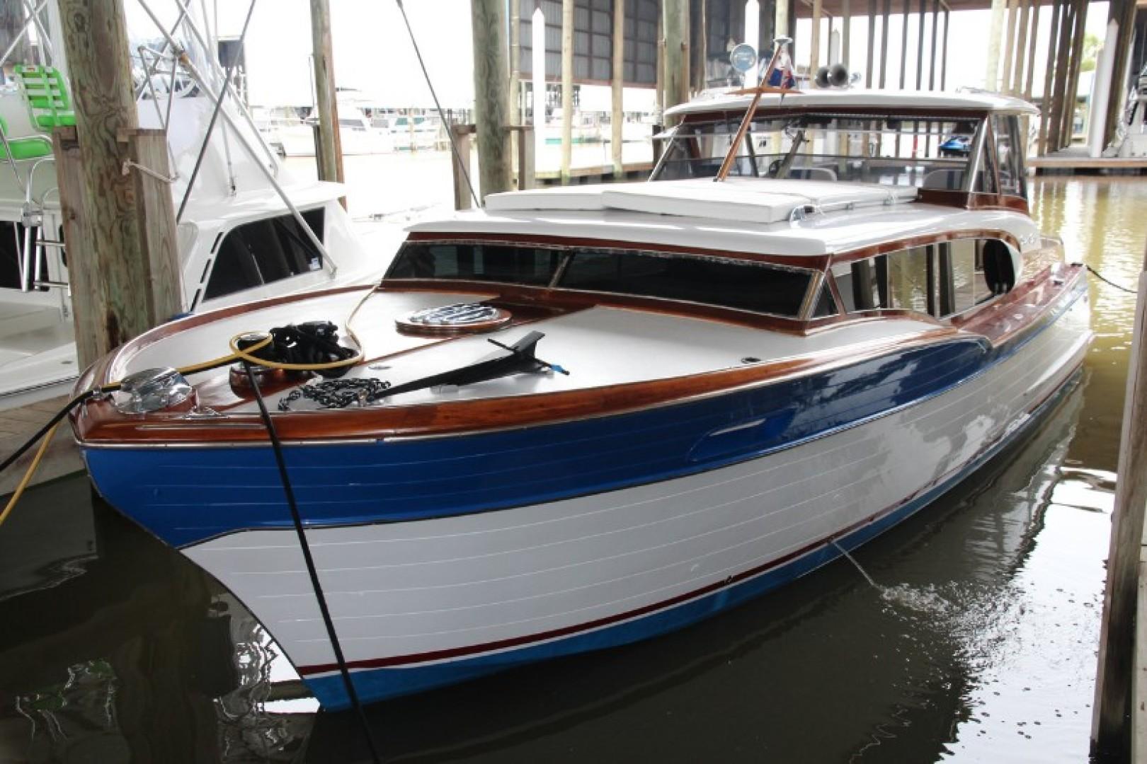 1957 Chris-Craft 32 Vintage Express Cruiser, Seabrook Texas - boats.com